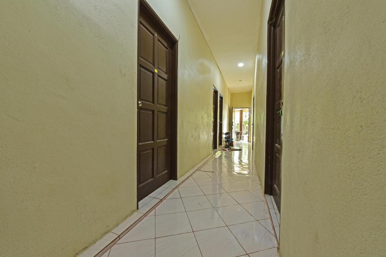 OYO 90596 Casaria Inn Paka Bagian luar foto